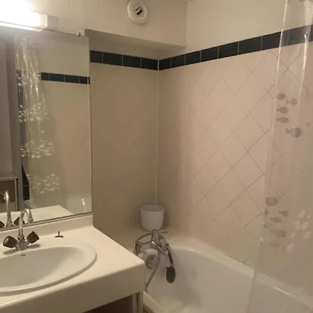 In Front Of The Marina In شقة غريمو