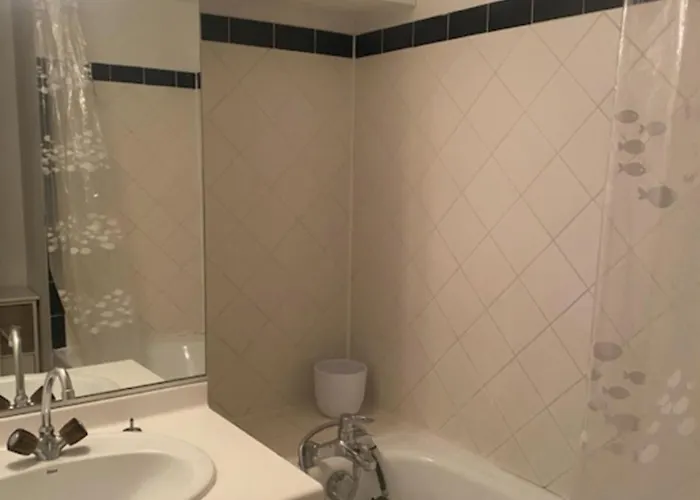 Apartman In Front Of The Marina In