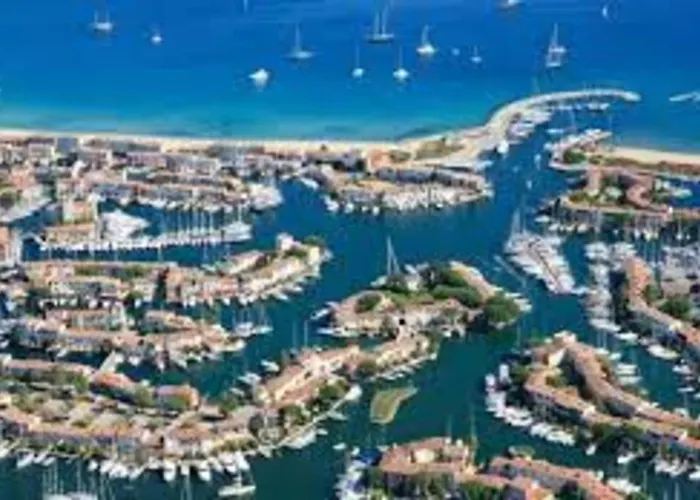 Apartman In Front Of The Marina In Grimaud